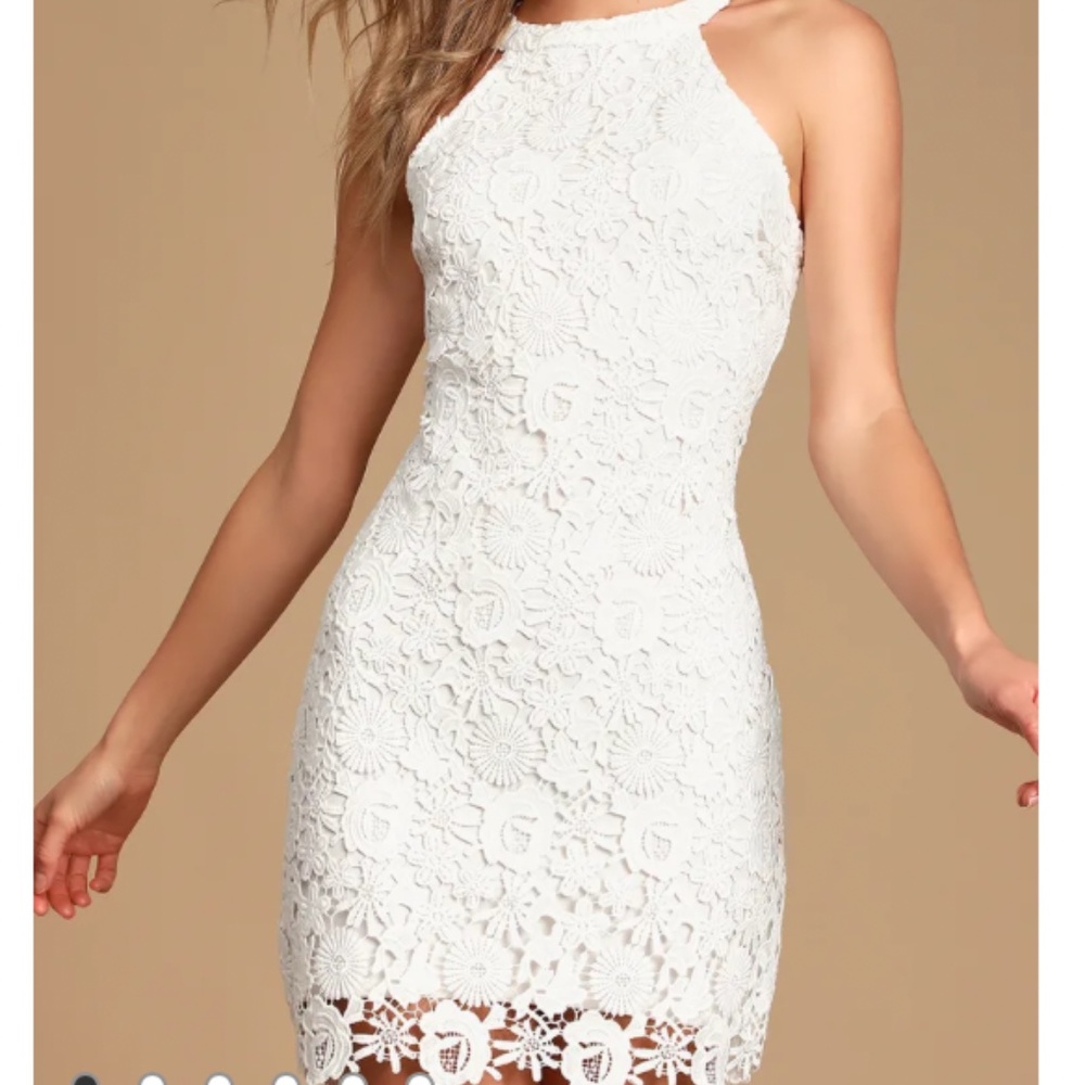 Lulu's White Lace Highneck Formal/Homecoming Dress